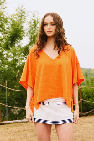 BUCKET LIST Women's Top V-neck Oversized Solid Knit Top || David's Clothing