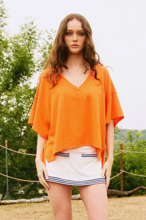 BUCKET LIST Women's Top V-neck Oversized Solid Knit Top || David's Clothing