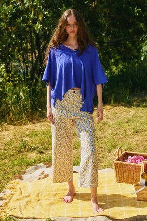 BUCKET LIST Women's Top V-neck Oversized Solid Knit Top || David's Clothing