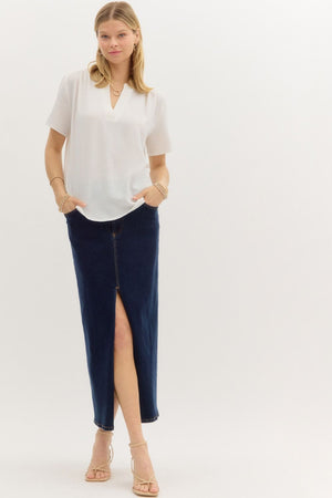 ENTRO INC Women's Top Classic Split V-Neck Short Sleeve Pullover Top || David's Clothing