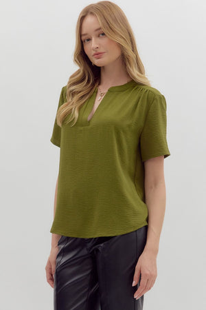 ENTRO INC Women's Top Classic Split V-Neck Short Sleeve Pullover Top || David's Clothing