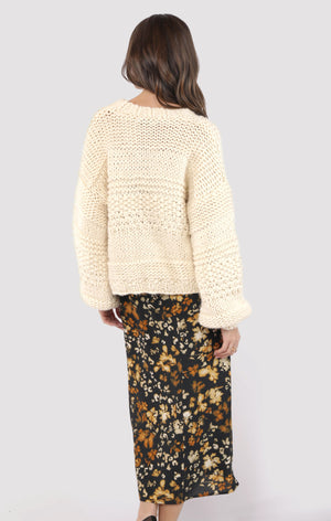 SADIE AND SAGE Women's Sweaters Iggy Chunky Tie Front Hand Knit Cardigan