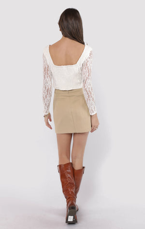 SADIE AND SAGE Women's Top Sadie and Sage Low Lights Lace L/slv Crop Top