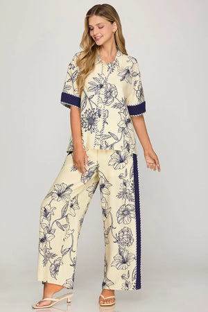 SHE AND SKY Women's Top Half Sleeve Button Down Woven Print Shirt Top With Contrast Detail