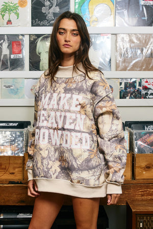 BUCKET LIST Women's Sweatshirt Camo Appliqué Embroidery Mock-neck Sweatshirt