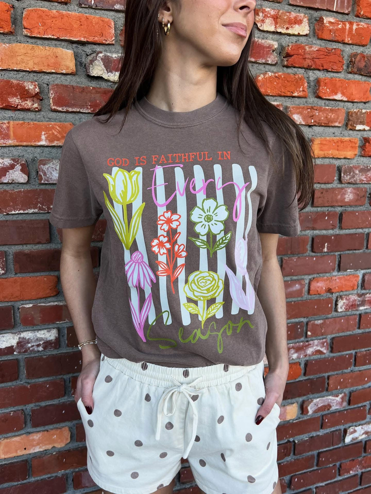 DASH FORWARD Women's Tee God Is Faithful in Every Season Tee