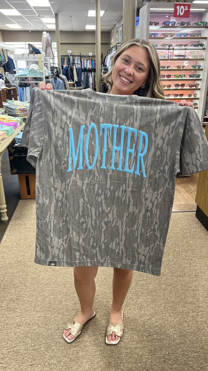 DASH FORWARD Women's Tee Mother Font Puff Bottomland