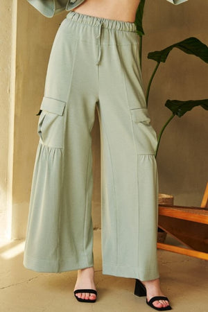 DAVI & DANI Women's Pants Solid Cargo Pockets Wide Open Pull On Pants