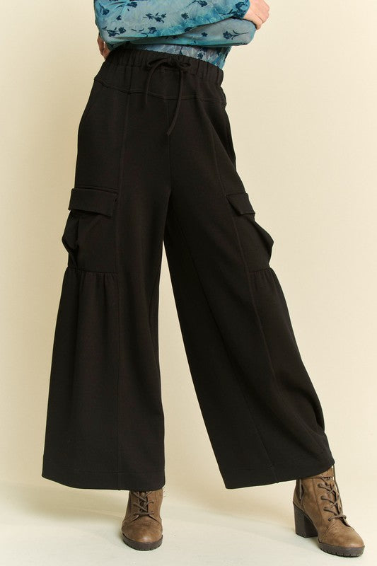 DAVI & DANI Women's Pants Solid Cargo Pockets Wide Open Pull On Pants