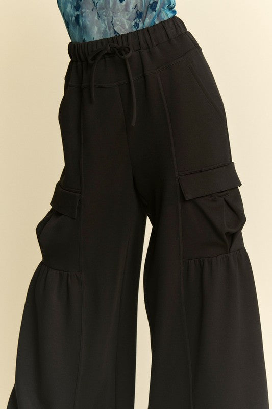 DAVI & DANI Women's Pants Solid Cargo Pockets Wide Open Pull On Pants