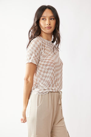 DAVI & DANI Women's Top Checker Board Printed Mesh Short Sleeve Top