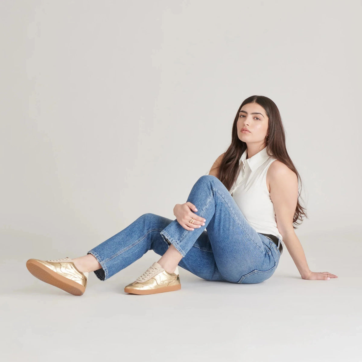 DOLCE VITA Women's Shoes Dolce Vita Notice Sneakers Gold Distressed Leather || David's Clothing