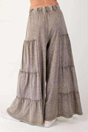 EASEL Women's Pants Mineral Washed Tiered Pants || David's Clothing