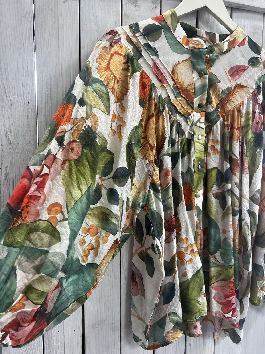 ee:some Women's Top Floral Printed Button Down Shirt Top