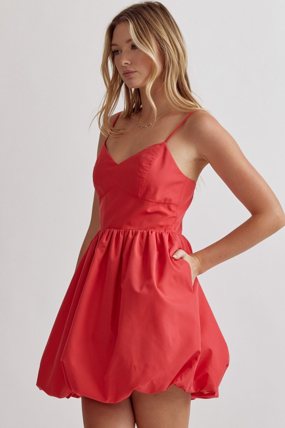 ENTRO INC Women's Dresses RED / S Bubble Hem Spaghetti Strap Mini Dress || David's Clothing D22244