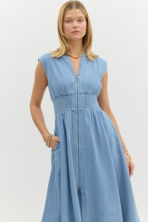 ENTRO INC Women's Dresses Denim Sleeveless Midi Dress || David's Clothing