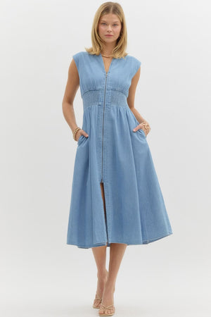 ENTRO INC Women's Dresses Denim Sleeveless Midi Dress || David's Clothing