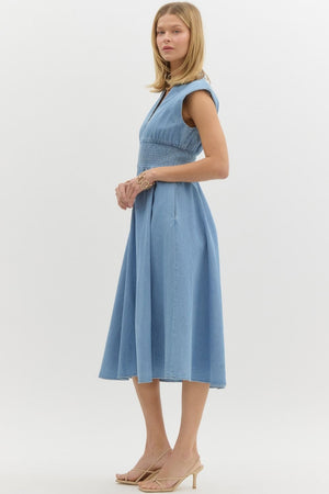 ENTRO INC Women's Dresses Denim Sleeveless Midi Dress || David's Clothing