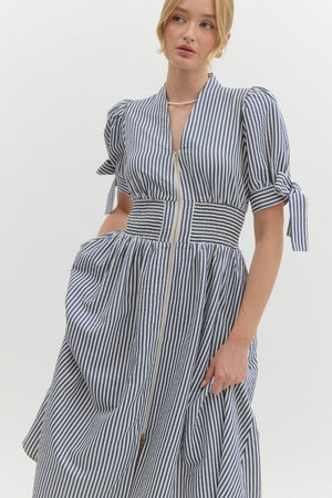 ENTRO INC Women's Dresses Pin Stripe Short Puff Sleeve With Self-Tie Bow || David's Clothing