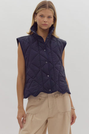 ENTRO INC Women's Top NAVY / S Quilted Scallop Vest || David's Clothing J24028