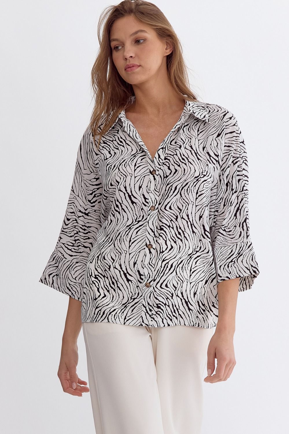ENTRO INC Women's Top Printed 3/4 Sleeve Button Down Collared Top || David's Clothing