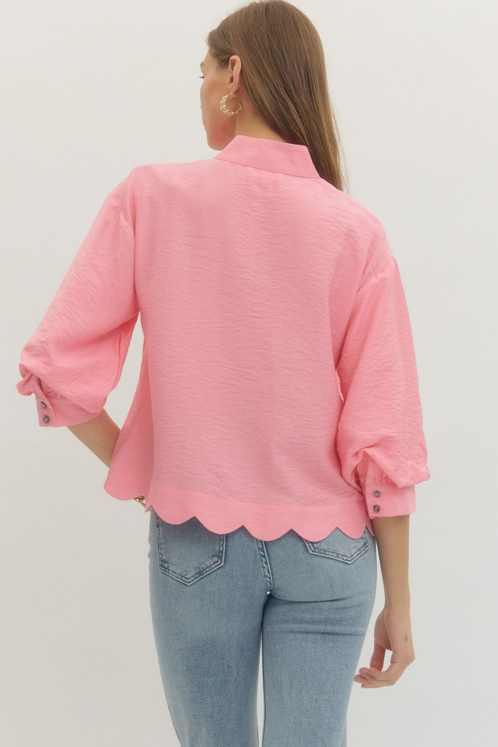 ENTRO INC Women's Top Solid 3/4 Sleeve Scallop Hem V-Cut Top