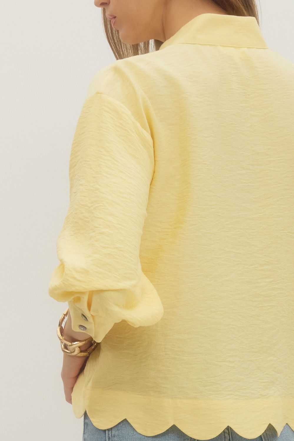 ENTRO INC Women's Top Solid 3/4 Sleeve Scallop Hem V-Cut Top