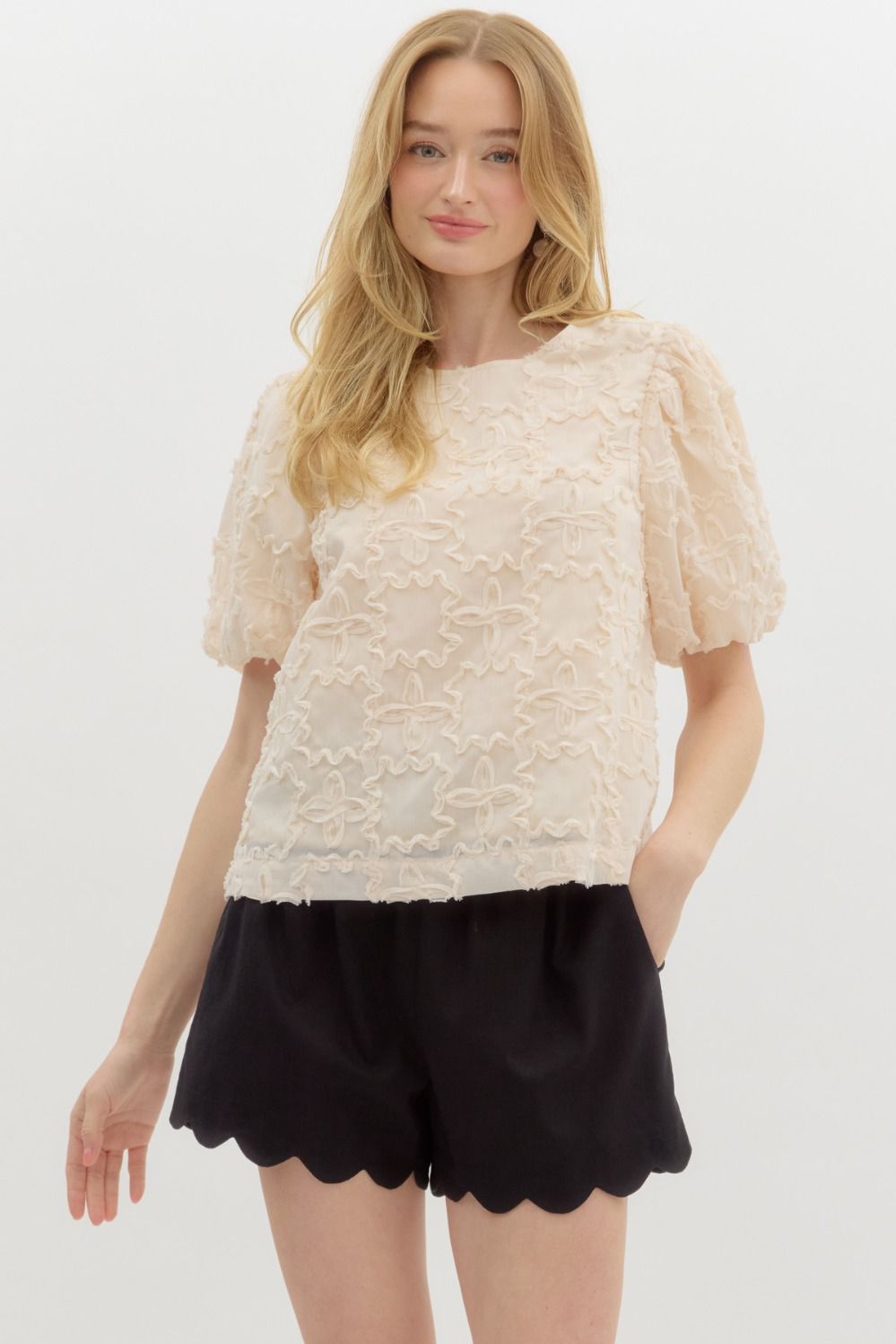 ENTRO INC Women's Top Textured Bow Tie Back Top || David's Clothing 
