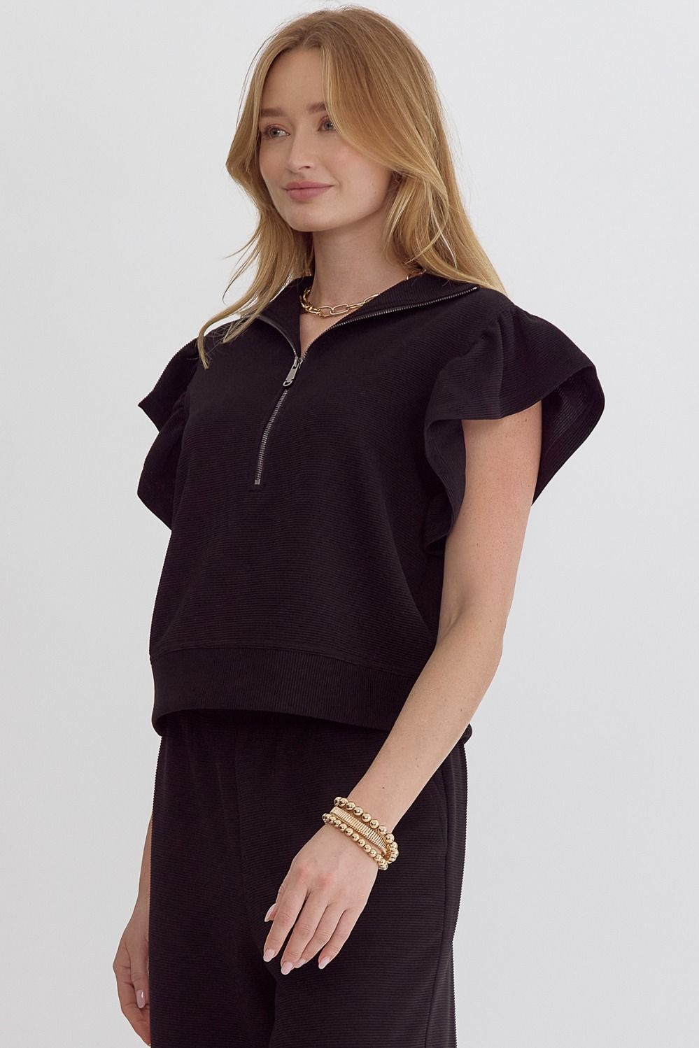ENTRO INC Women's Top BLACK / S Textured Solid Ruffle Sleeve Top || David's Clothing T23793