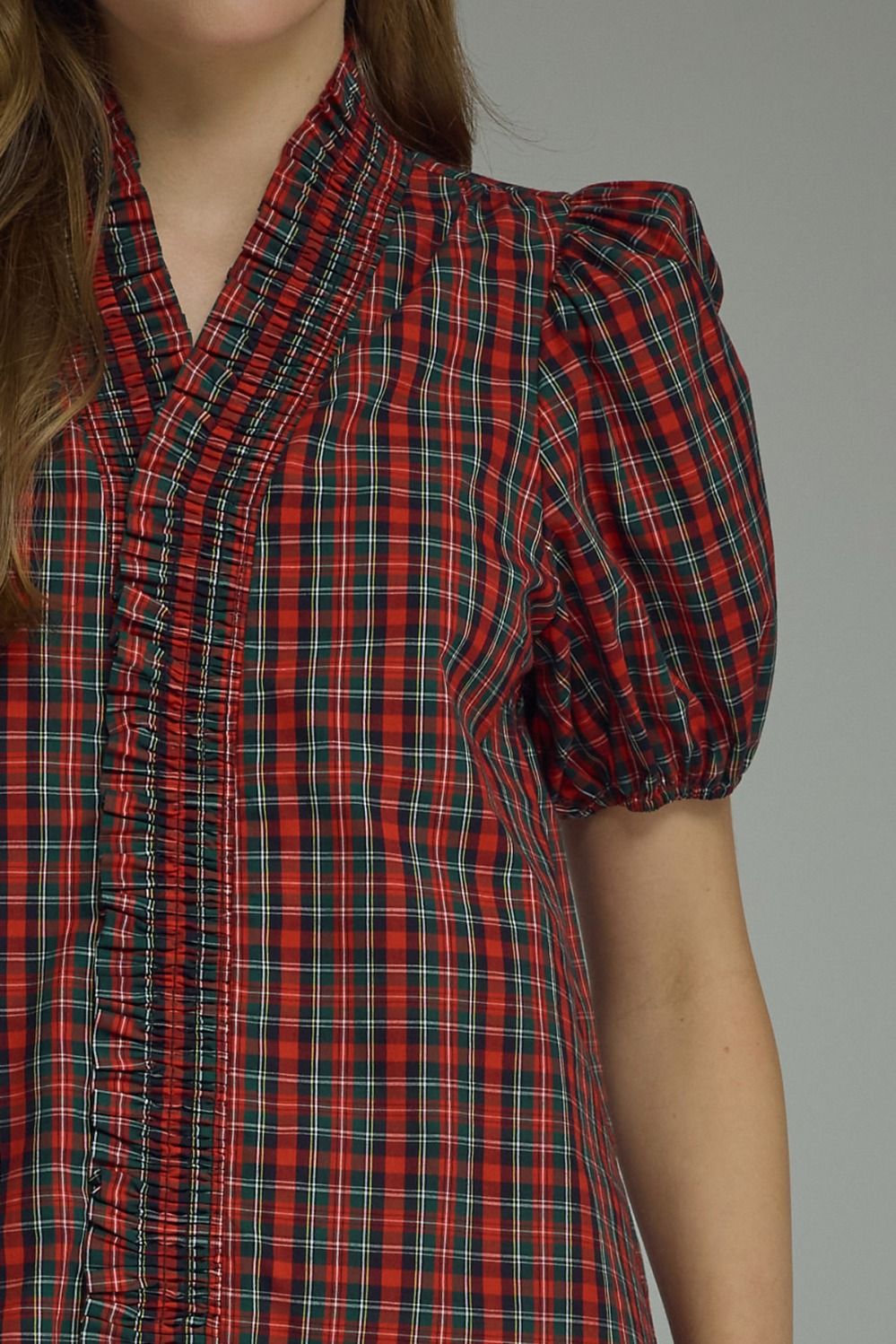 ENTRO INC Women's Woven Top Plaid Short Puff Sleeve Top