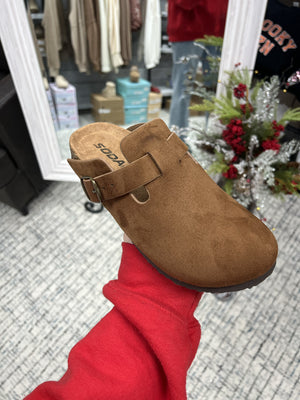 FORTUNE DYNAMIC Women's Shoes Regis Suede Slip on Clog Mules || David's Clothing