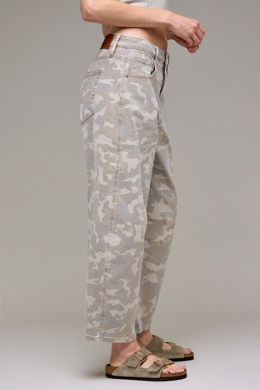 HIDDEN JEANS Women's Jeans Tan Camo Cropped Barrel Jean