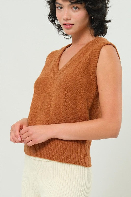 HYFVE INC. Women's Top CHOCOLAT / S Basketweave Sweater Vest || David's Clothing DZ24E955