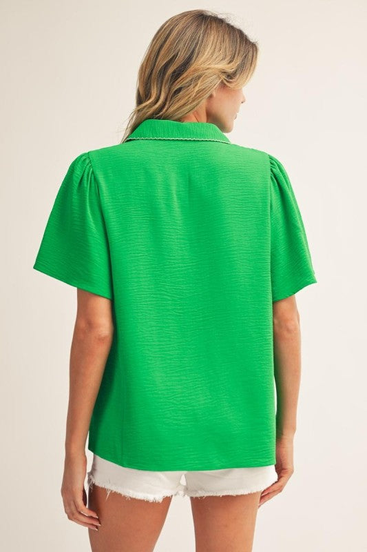 JODIFL Women's Top Embroidered Scallop Edge Accent Crinkle Top