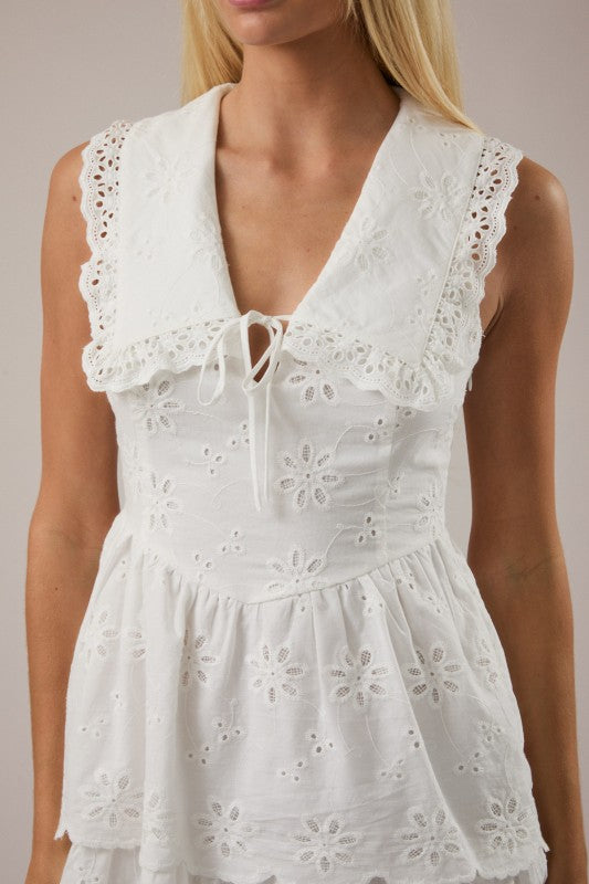 LELIS COLLECTION Women's Dresses Sleeveless V-neck Collared Eyelet Mini Dress