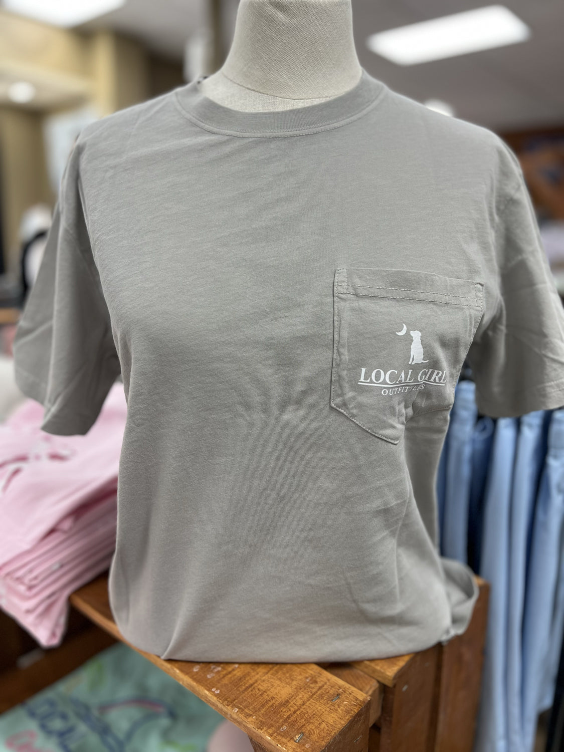 LOCAL GIRL Women's Top Local Girl LCF Plate SS Tee || David's Clothing