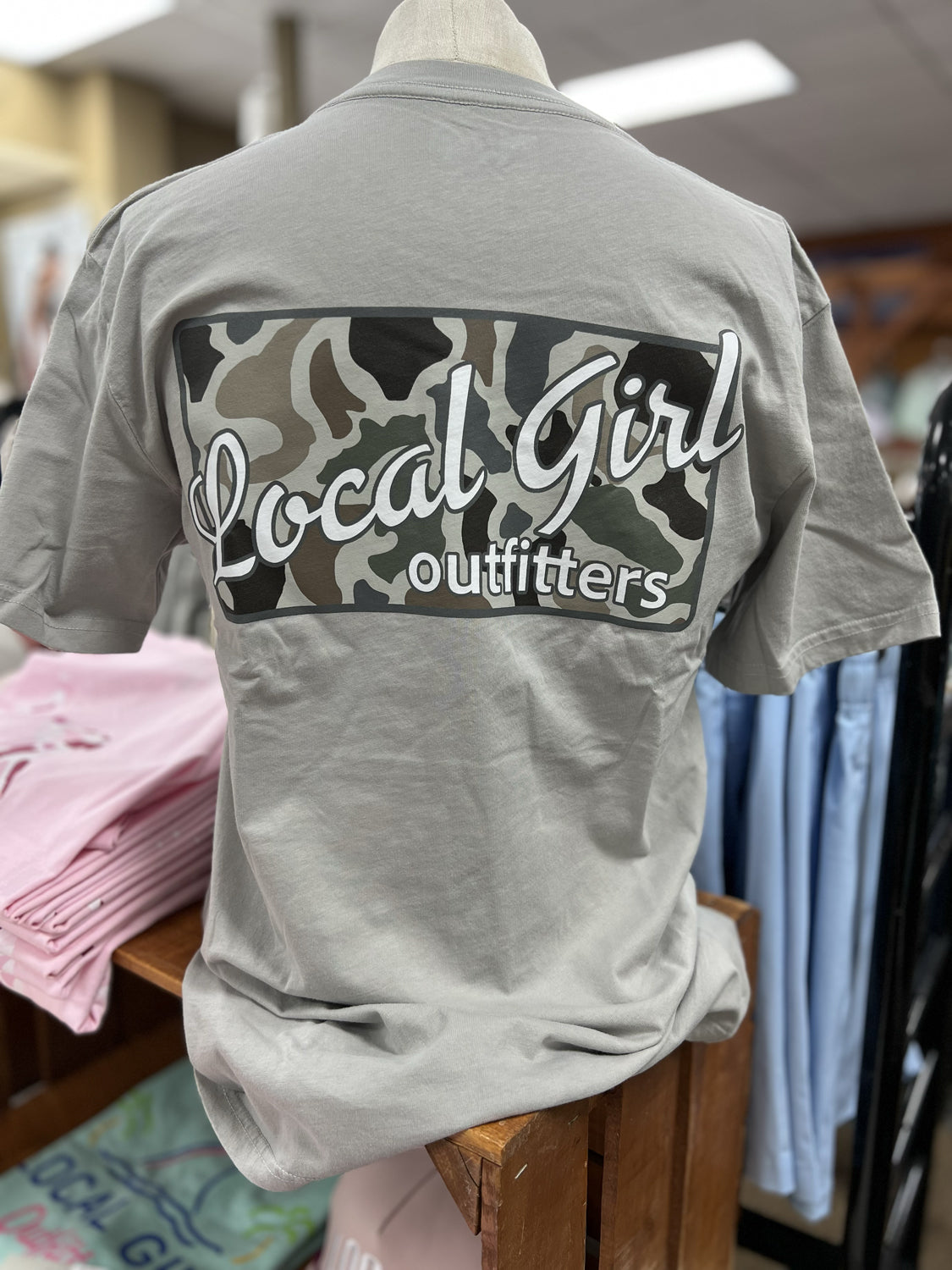 LOCAL GIRL Women's Top Local Girl LCF Plate SS Tee || David's Clothing
