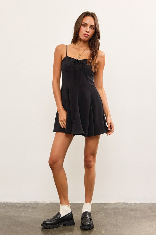 MUSTARD SEED Women's Dresses Tie Front Shirring Flare Cami Dress || David's Clothing