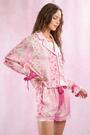 PEACH LOVE Women's Top Floral Printed Satin Pajamas Set || David's Clothing