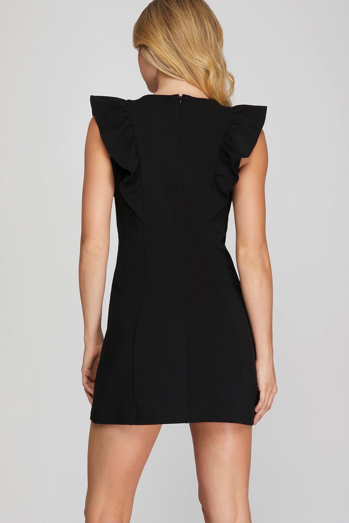 SHE AND SKY Women's Dresses Sleeveless Ruffle Sleeve Heavy Knit Dress || David's Clothing