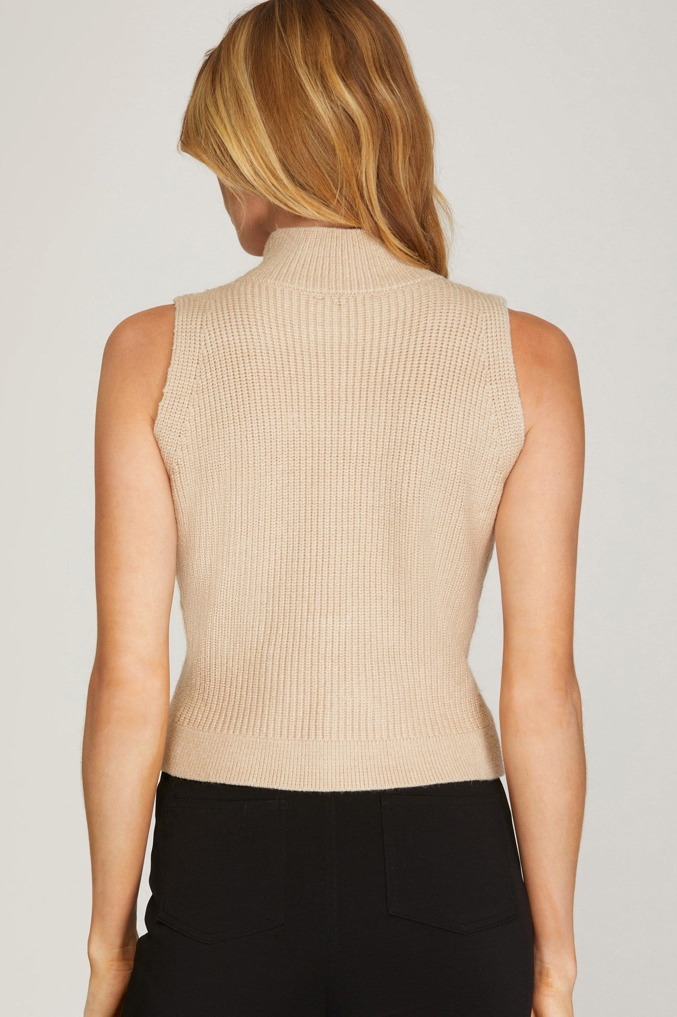 SHE AND SKY Women's Top Mock Neck Knit Sweater Vest || David's Clothing