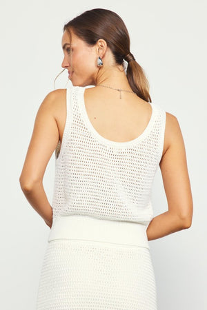 SKIES ARE BLUE Women's Top Knit Sleeveless Top || David's Clothing