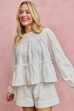 SO ME Women's Shorts Embroidered Eyelet Wide Leg Shorts