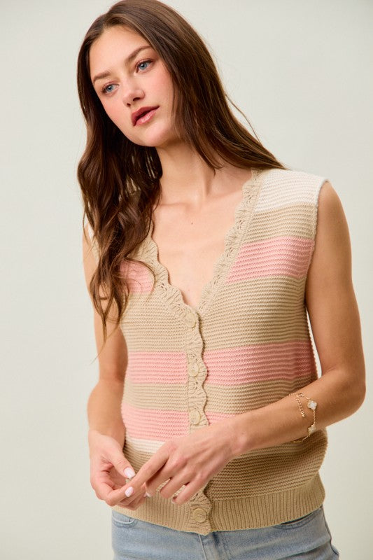 SO ME Women's Sweaters Multi Color Stripe Sweater Vest With Scallop Edge