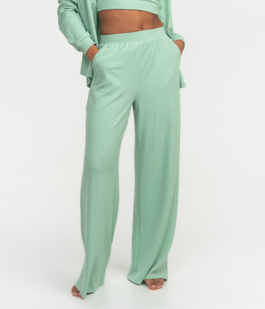 SOUTHERN SHIRT CO. Women's Pants Southern Shirt Sincerely Soft PJ Party Pants || David's Clothing