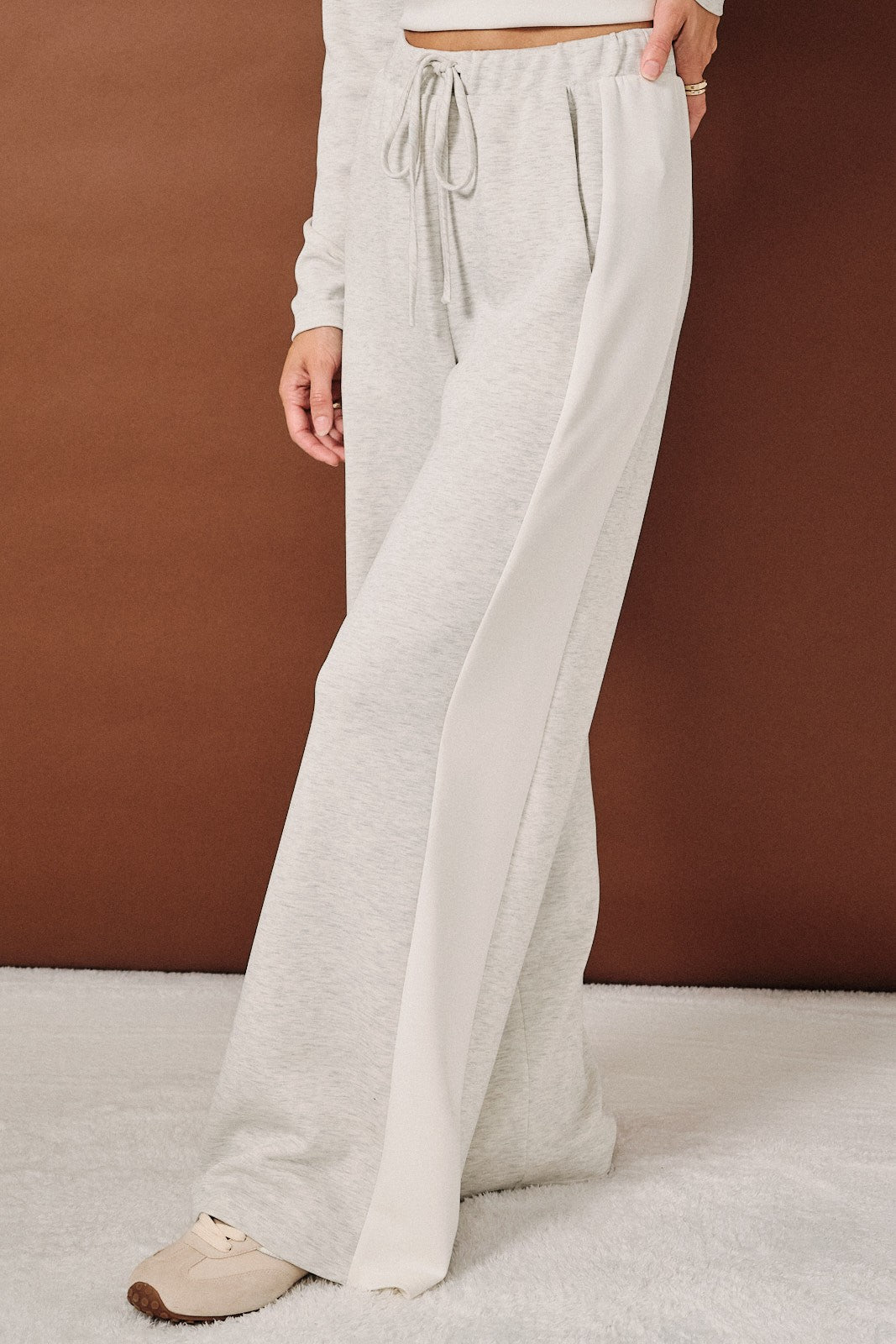 SUNDAY EDITION Women's Pants High Waist Contrast Side Panel Scuba Wide Leg Pants