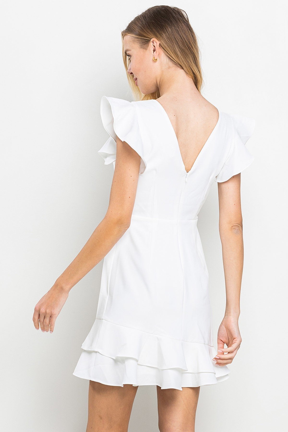 TCEC Women's Dresses TCEC White V-Back Ruffled Dress || David's Clothing