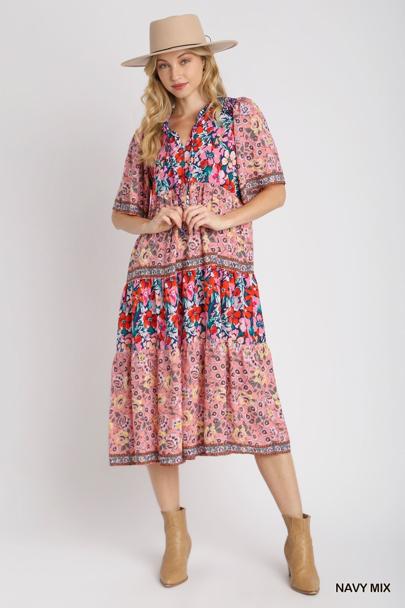 UMGEE USA Women's Dresses Short Sleeve Mixed Floral Print Round Neck Maxi Dress || David's Clothing