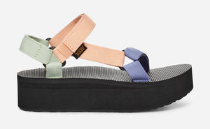 DECKERS OUTDOOR CORP Women's Sandals Teva Women's Flatform Universal || David's Clothing