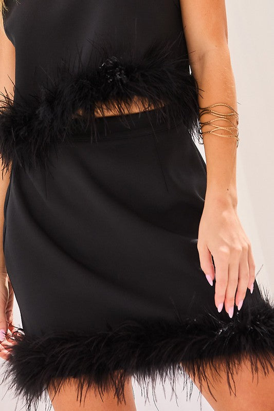 MAIN STRIP APPAREL Women's Skirts Feather Side Zipper Bottom Solid Mini Skirt || David's Clothing